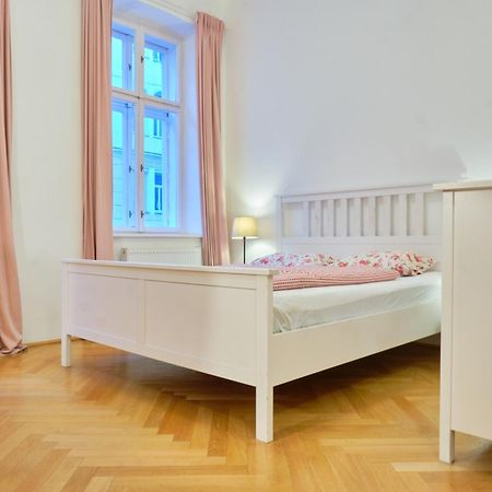 Chic Apartment - Near U3 Metro 비엔나 외부 사진
