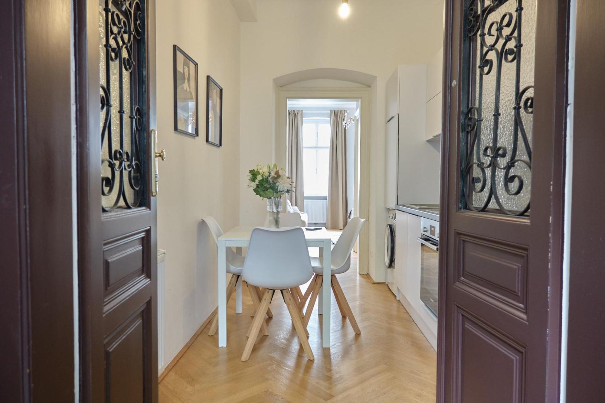 Chic Apartment - Near U3 Metro 비엔나 외부 사진